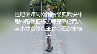   熟女大姐 有谁知道这丝袜里到底包的是什么 这么难拉出来 把逼都撑那么大