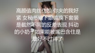 性感女士官湾湾因为要去外岛两个月，临走前不忘跟士兵男来个激情实战