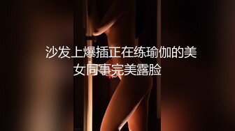 夜市女厕超级靓女??怕你看不清楚她的逼特意扒开给你看看清楚