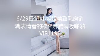 中年老哥性欲旺盛旅店找来两位颜值身材都不错的卖淫女玩双飞全程躺着不动闭着眼享受轮班舔吸女上