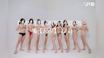 气质美少妇长了个独特小穴,情人鸡巴一进就往上,进不去,美女说：你鸡巴翘起来就可以了,粉嫩的逼逼被不停的操!